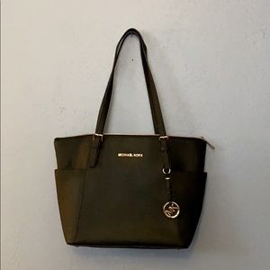 Michael kors shoulder bag